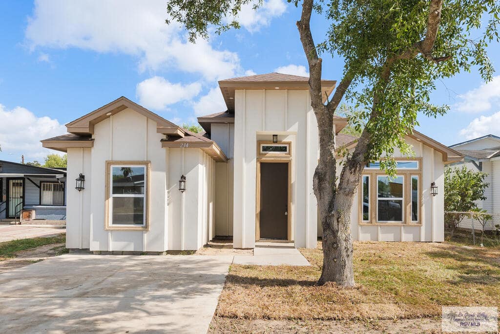 Home for sale in Brownsville Texas representing RGV home selling costs